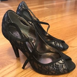 Touch of Nina Black Lace Peep Toe Heels